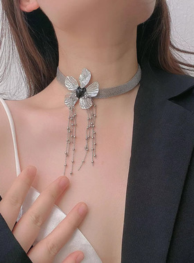 法国capinkofin高级感金属大花朵流苏项链女小众choker颈链欲风