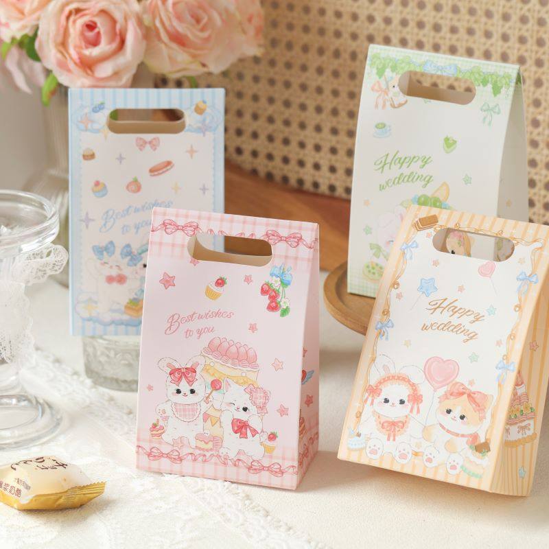 六一儿童节糖果零食礼物盒开心小闲手提纸袋礼物包装袋生日礼物袋