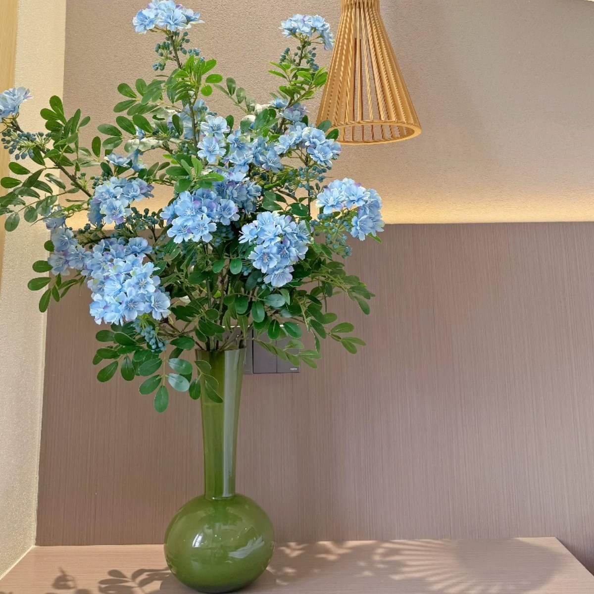 仿真含笑花绢花束婚礼拍摄道具客厅玄关摆放花艺户外布景人造假花