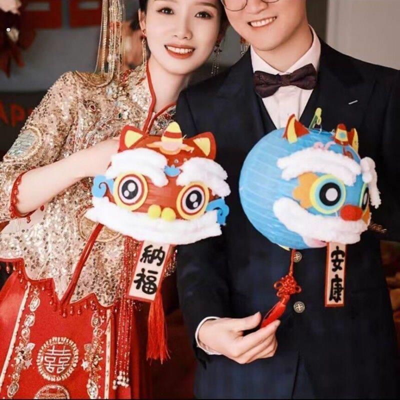 结婚拍摄道具 新娘晨袍拍照伴娘接亲装扮用品小红书中式醒狮灯笼