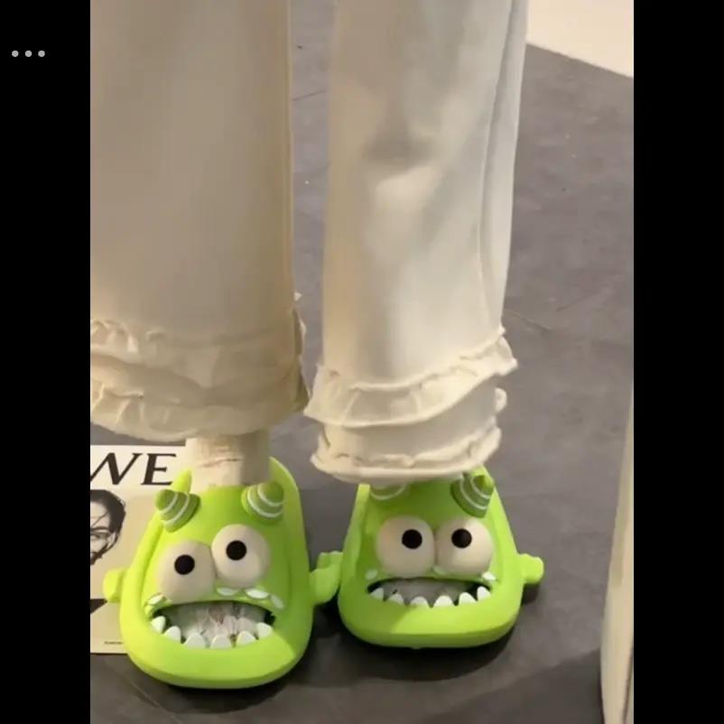 可爱凉拖鞋女夏季2024新款男生个性搞怪萌情侣厚底踩屎感拖鞋外穿