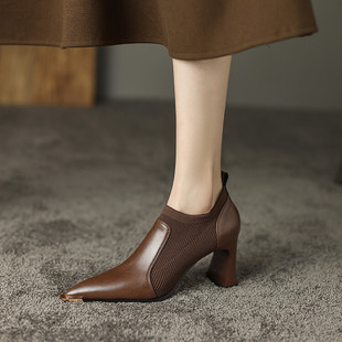 松紧口高跟鞋女尖头粗跟四季鞋春秋新款法式复古拼接真皮深口单鞋