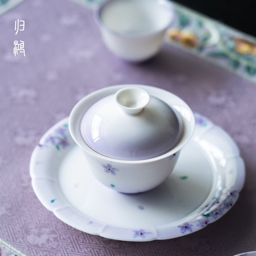 归鸿手绘釉下彩陶瓷盖碗女士个人专用不烫手单个高档盖碗功夫茶具