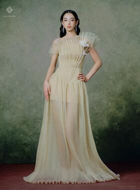 LINH PHUNG 越南品牌SONATE DOREE系列不对称领口长款连衣裙定制