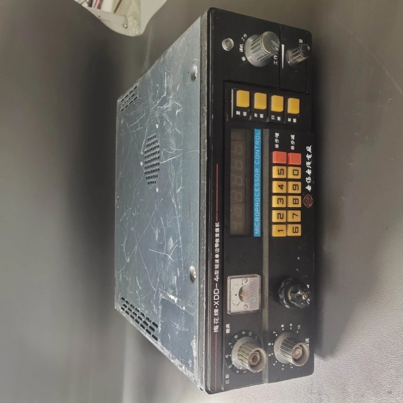 【议价】询价梅花牌XDD-4A型短波单边代收发信机实物拍摄仪价101