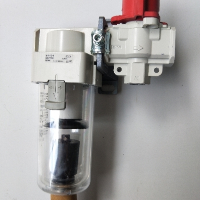 【议价】正品 SMC AC40B-04CG-V-B 实物拍摄 包装盒破