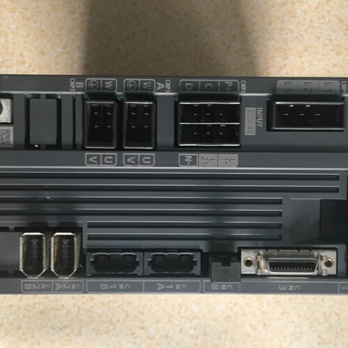 【议价】三菱伺服驱动器.MR-J4WZ-77B设备.8-9成新.750Wx2A.B