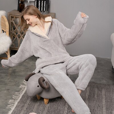 Autumn and winter velvet pajamas suit thickening couples hom