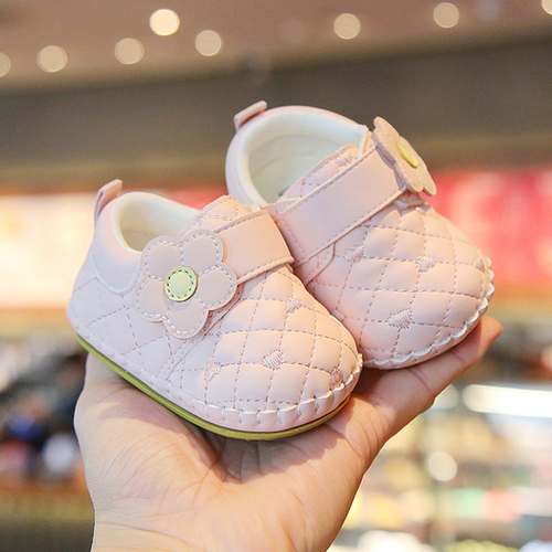 春秋季软底女宝宝学步单鞋0-2岁休闲透气防滑学步公主鞋6