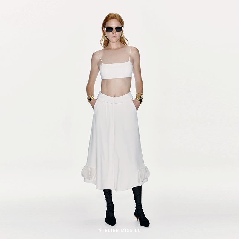 AtelierMissLu【云雾山峦】2025春夏曲线领口设计吊带短上衣,女装/女士精品,背心吊带,淘宝优惠券,粉丝福利购,淘宝优惠卷