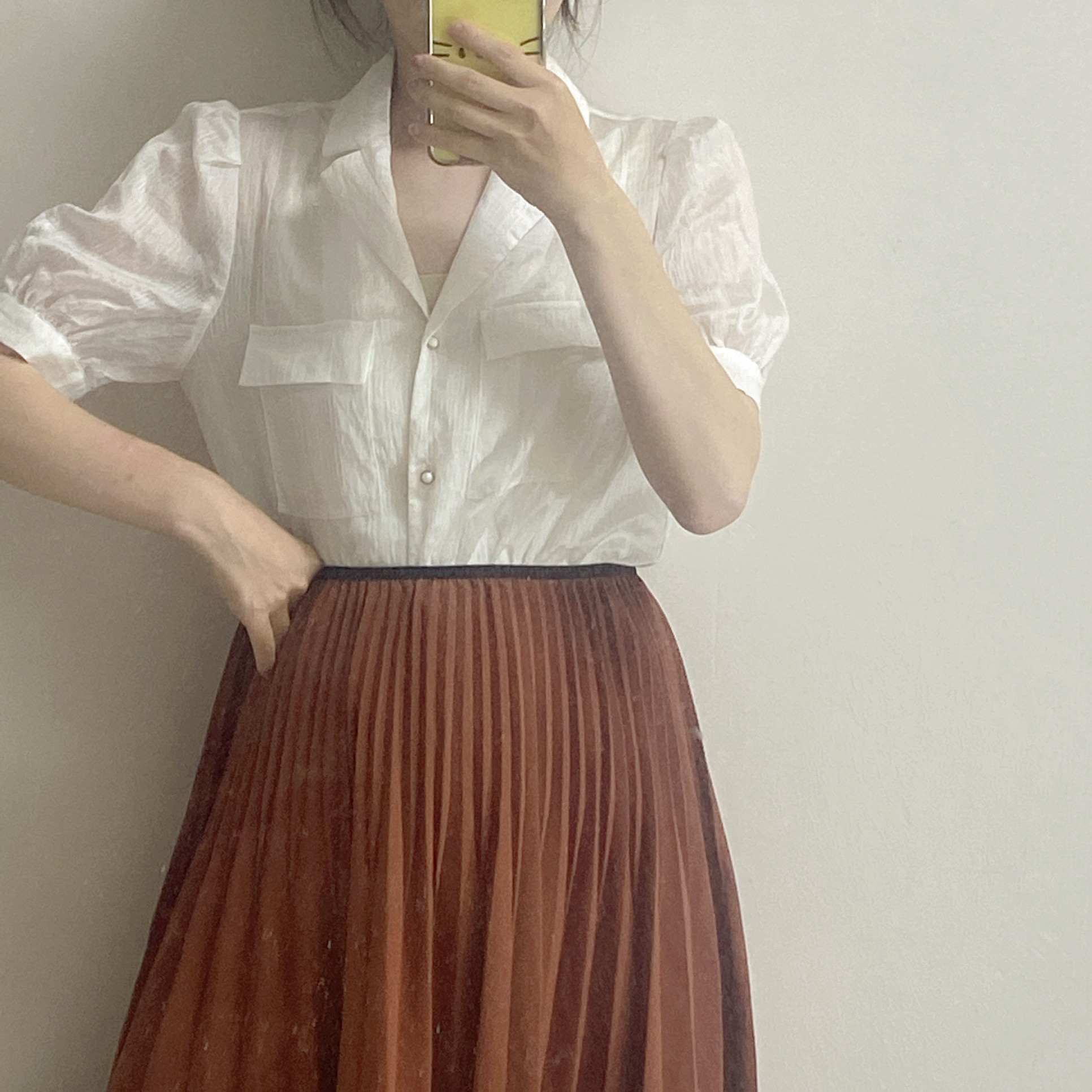 2025新款女士简约立体褶皱纯白宽松慵懒法式衬衫