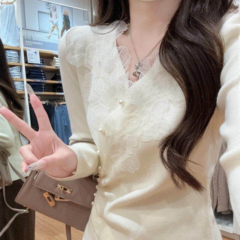 绝美巨好看的蕾丝针织打底衫女装内搭高级感毛衣秋冬保暖小衫上衣