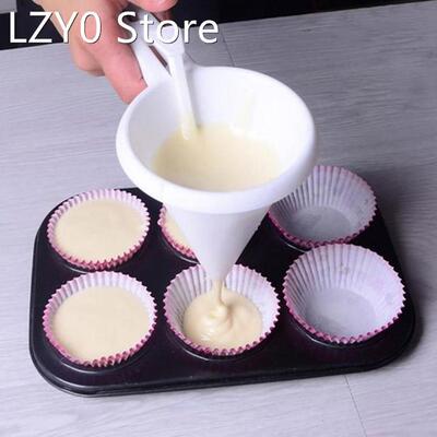 1Pcs Kitchen DIY Chocolate Candy Icing Funnel Mold Foodgrade