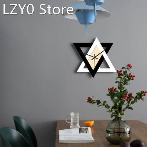 2022 New Wooden Black And White Six-pointed Star Wall Clock