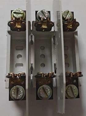 议价维纳尔保险丝底座Wohner 03351