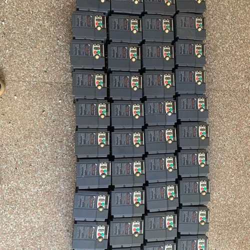 议价富士变频器FRN0004C2S-4C(0.75kw) 还有3