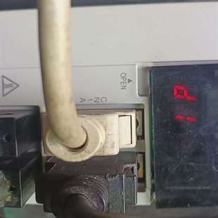 EE085三菱伺服驱动器MR 40B J2S 议价MR