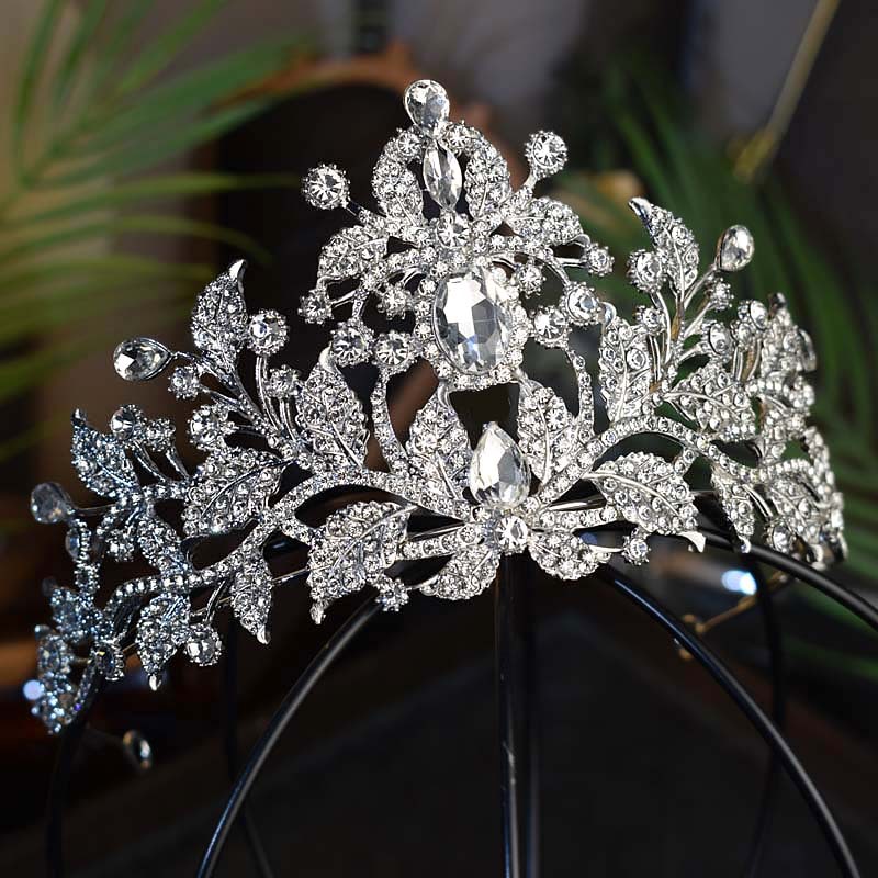 日本品质高端轻奢重工新娘皇冠结婚主婚纱头饰高级感发冠大气闪钻