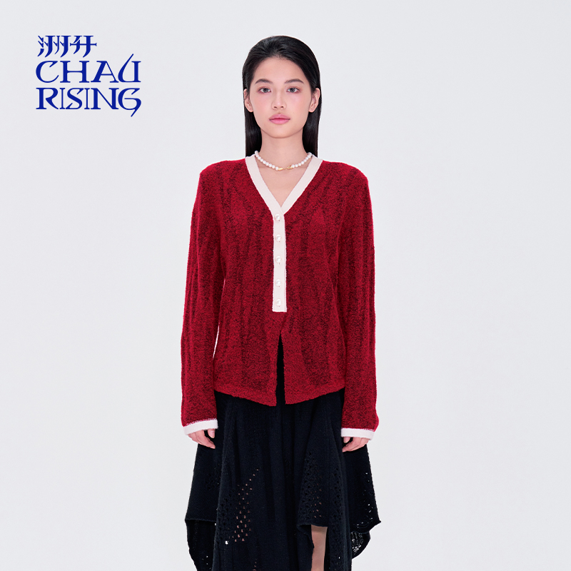 V领撞色修身圈圈羊绒针织衫