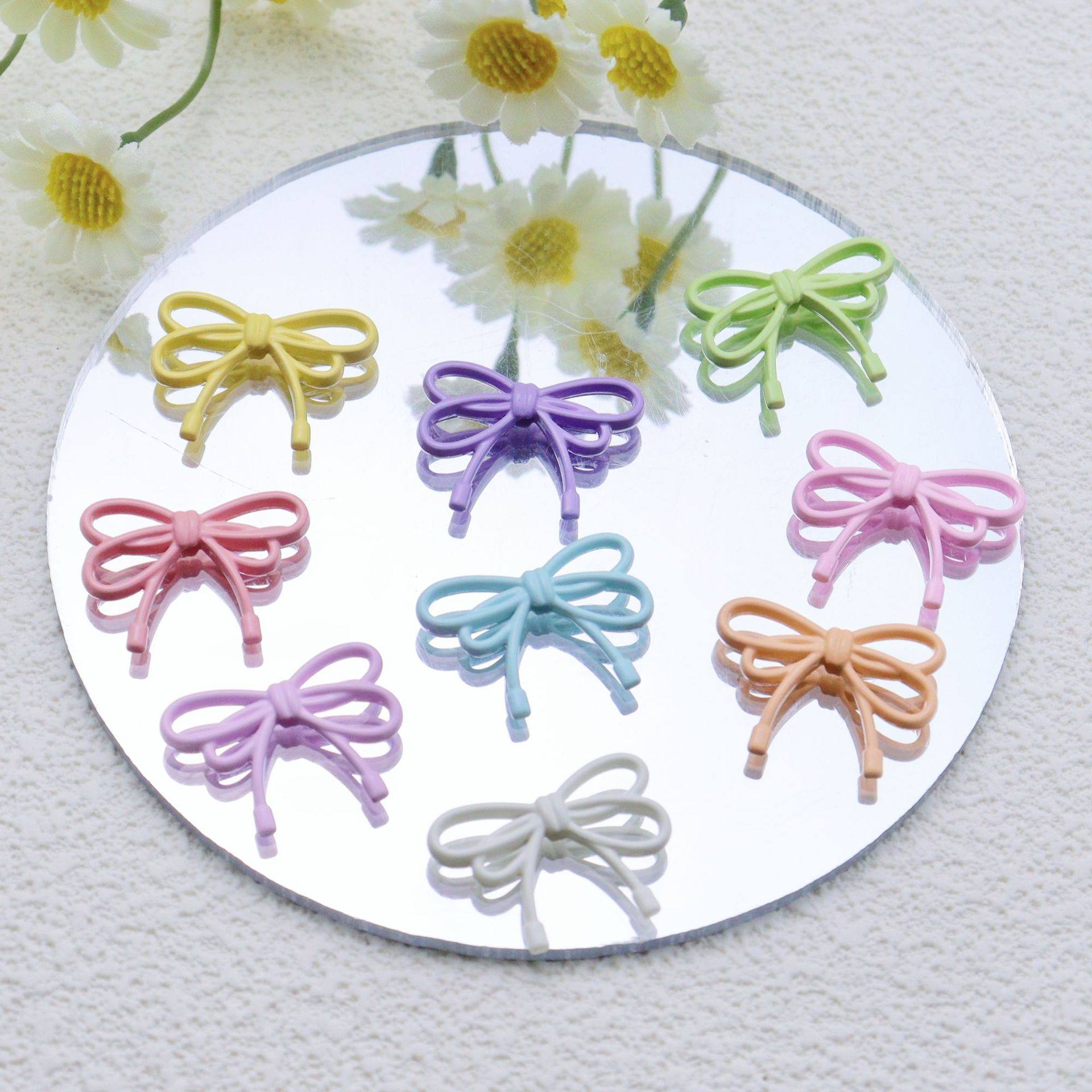 多巴胺卡通可爱烤漆蝴蝶结合金配件diy手机链材料隔珠手工辅料