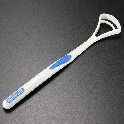1 PcsraCare Tongue scraper Cleaner Fresh breath Makera