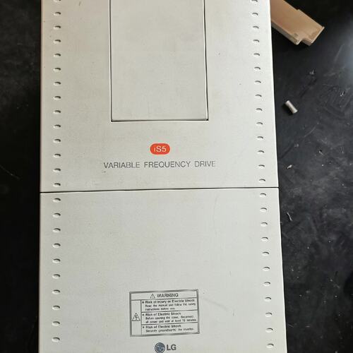 议价LG变频器SV110iS5-4VT 11KW件，功能可维修