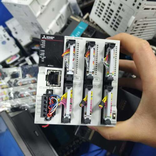 议价PLC FX5UC-96MT/D，正常件，成色八九新可维修