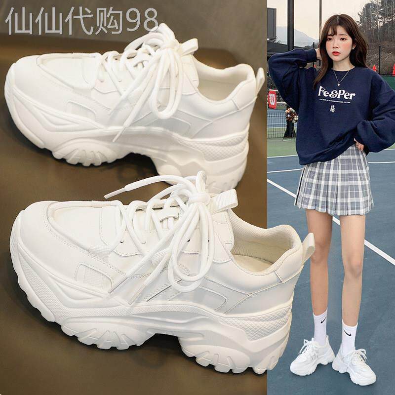 白色老爹鞋2026年春季新款超火的厚底运动增高爆款今年流行女鞋子