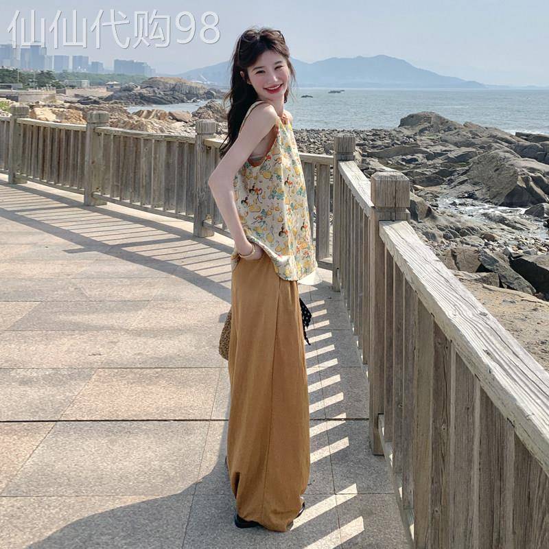 海边度假多巴胺碎花无袖背心阔腿裤套装女2026巨好看的两件套夏装