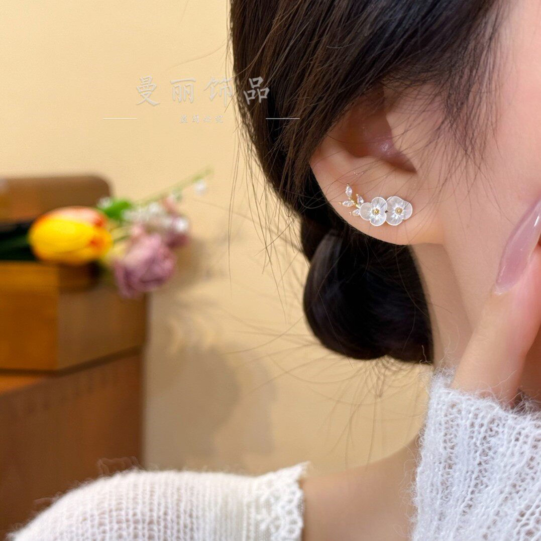 抖音曼丽饰品铜合金耳饰 2025新款超精致仙女风金枝莹花 耳钉耳饰