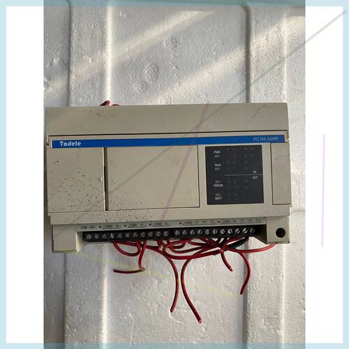 议价泰PLC型号PC1M-24MR/ES，成色如图所示实物拍