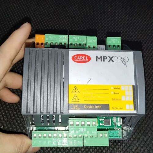 议价CAREL控制器 MPXPRO MX30M25H00实物如图