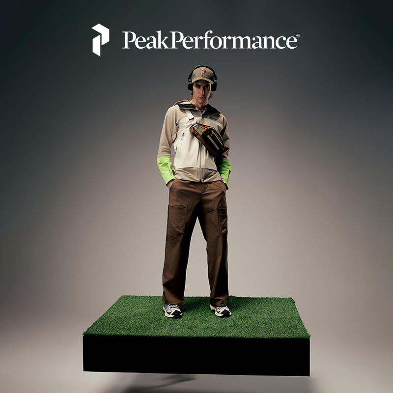 壁克峰男子彩壳冲锋衣