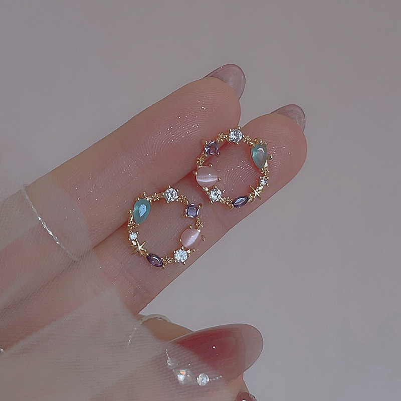 轻奢花环耳钉女森系气质超仙耳钉2026新款爆款甜美小众巨好看耳饰,饰品/流行首饰/时尚饰品新,耳钉,淘宝优惠券,粉丝福利购,淘宝优惠卷