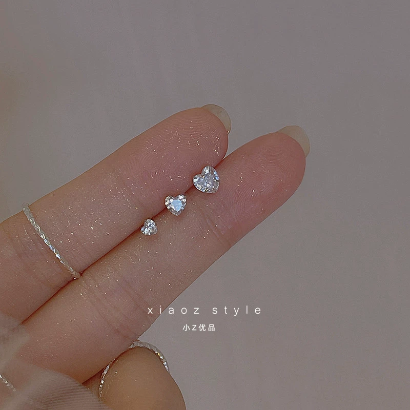 925   グ   ﹀ ц ц € グ グ €          