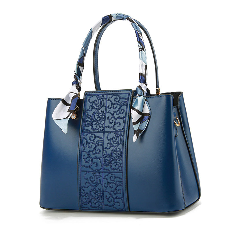 结婚喜婆婆手提包红色婚包女新款高级感妈妈包大耐磨质优简约轻便,箱包皮具/热销女包/男包,手拿包,淘宝优惠券,粉丝福利购,淘宝优惠卷