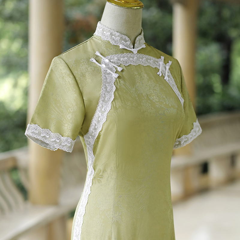 绿色旗袍2024年春夏新款年轻款少女新式修身改良版气质复古连衣裙