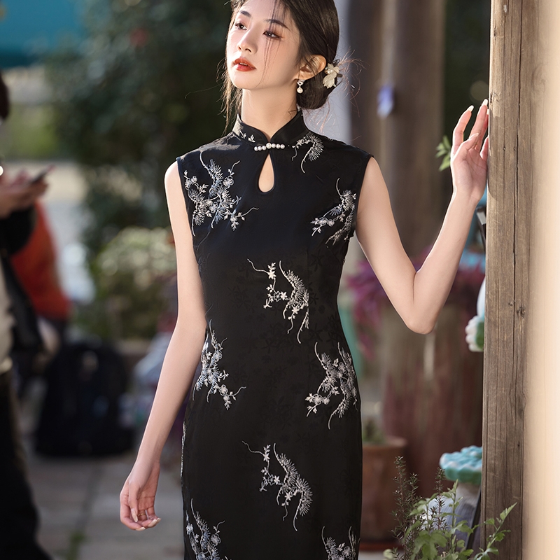 黑色无袖旗袍2025新款女夏季新中式改良连衣裙日常可穿复古风长款