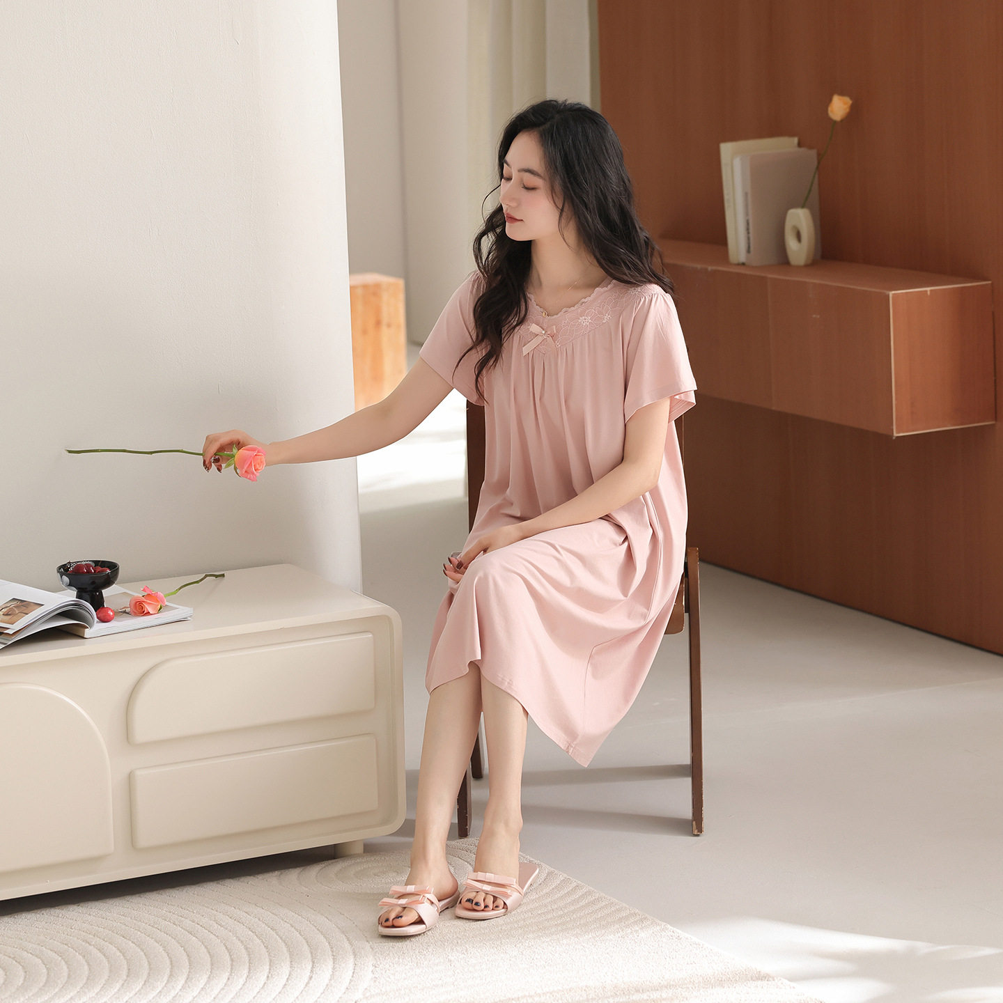 莱赛尔带胸垫夏季女士睡裙纯色简睡裙