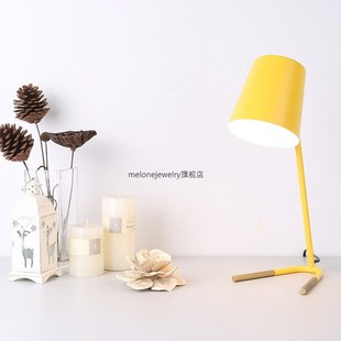 Lamp Creative Iron Minimalist Color Desk Office Modern Art