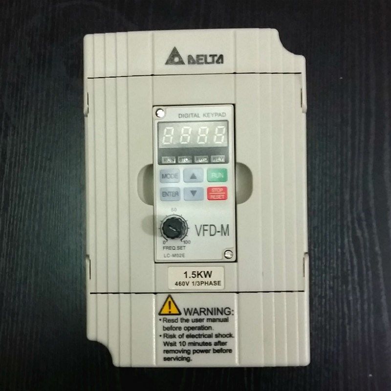 [New Delta inverter] Delta inverter VFD015M43B three-phase 3