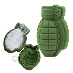 (Best Sellers) 3D Skull Silicone Mold DIY Ice Maker Mold Tra