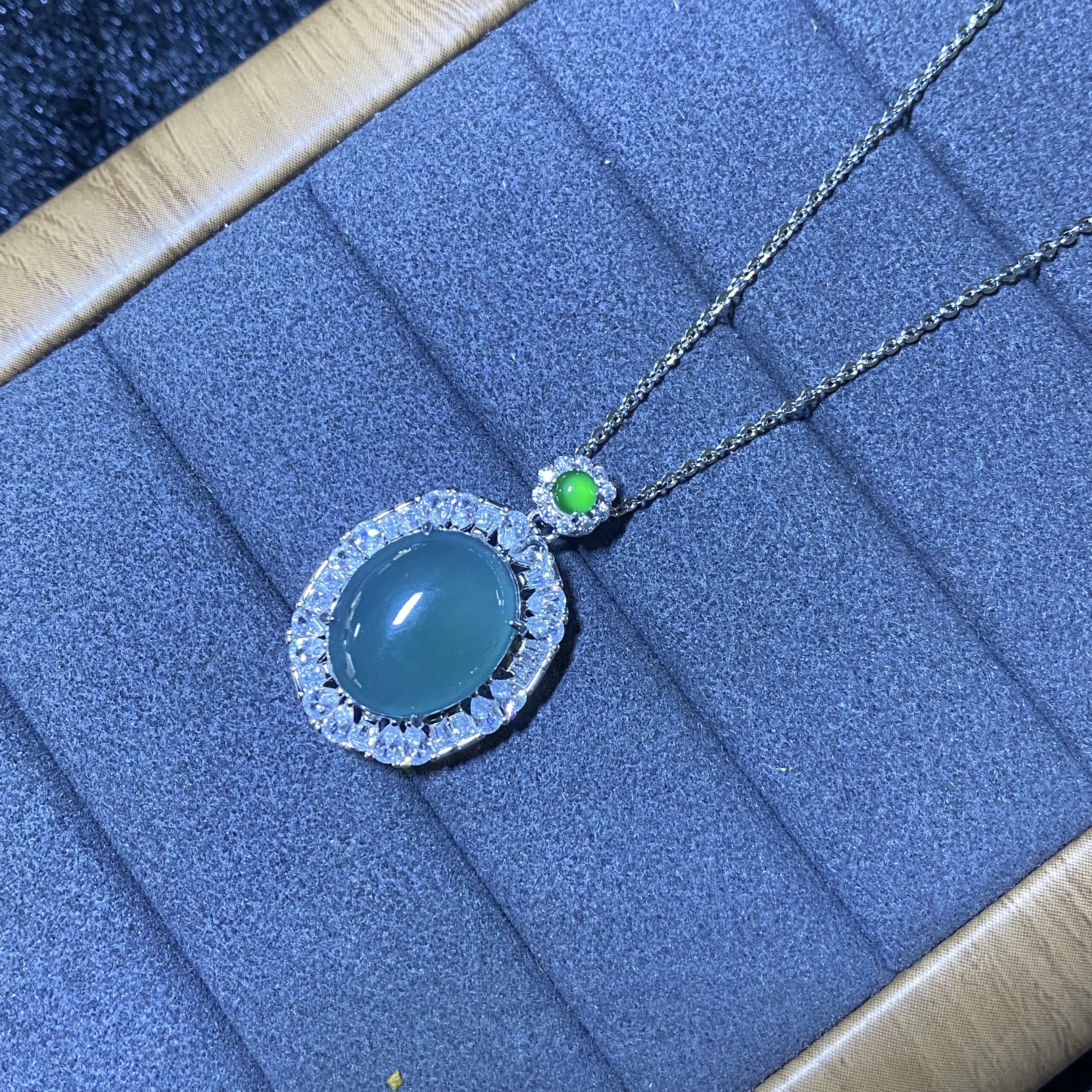 新款A货冰种翡翠吊坠情人节生日礼物S925银镶嵌电镀18K金防过敏