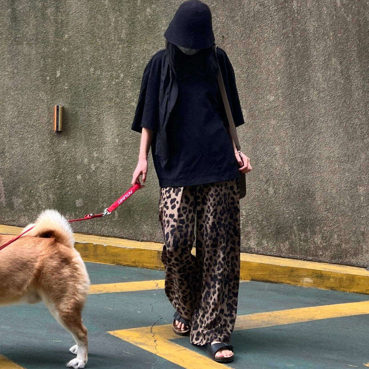 豹纹裤子女款春夏遛弯裤高腰休闲裤弹力舒适垂坠感宽松拖地直筒裤
