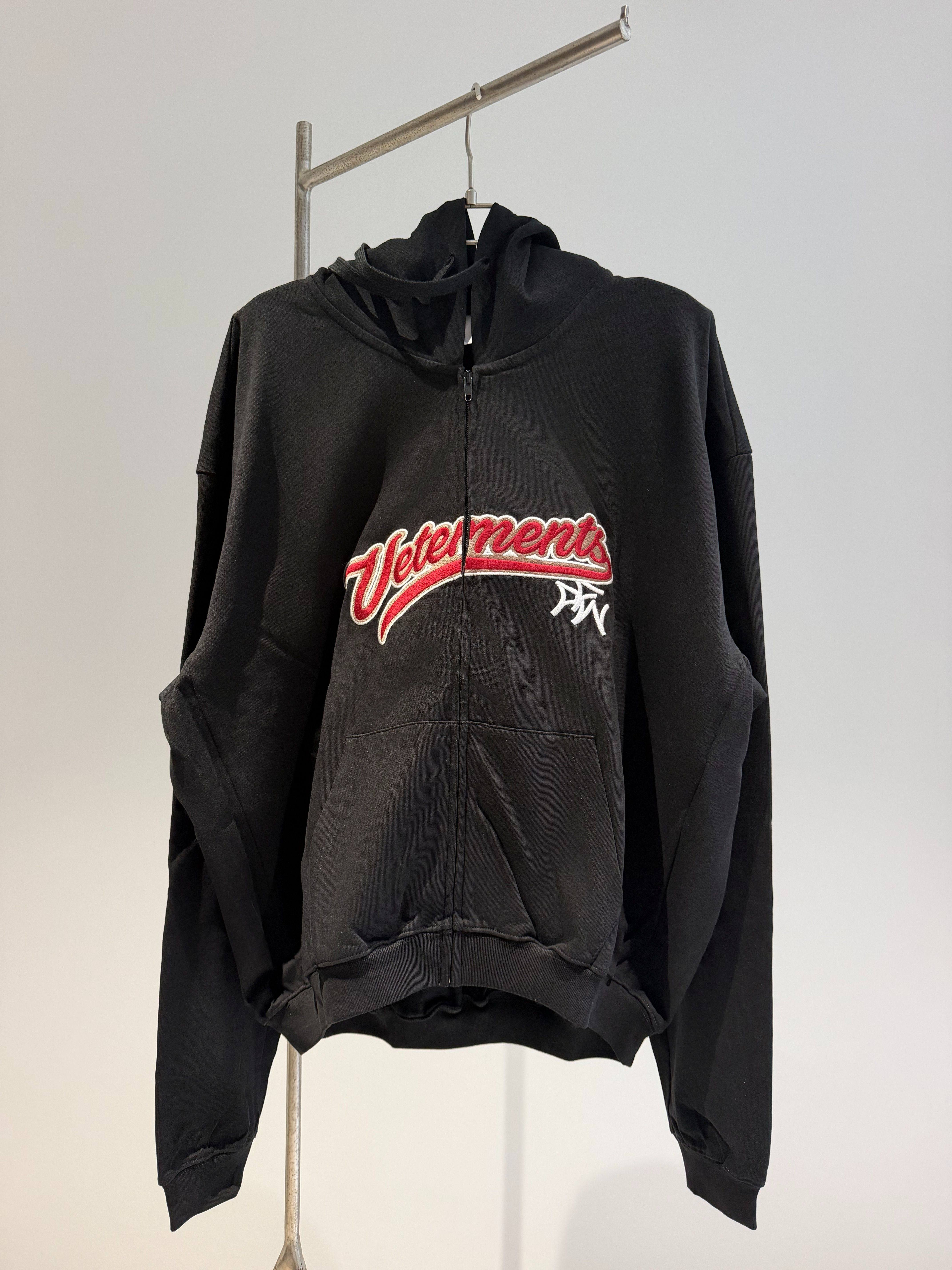 thumbnail for Differentiated from the VETEIVIEIVTS Bro Baseball Unisex Extra-Large Cola Embroidered Hooded Cardigan for Women