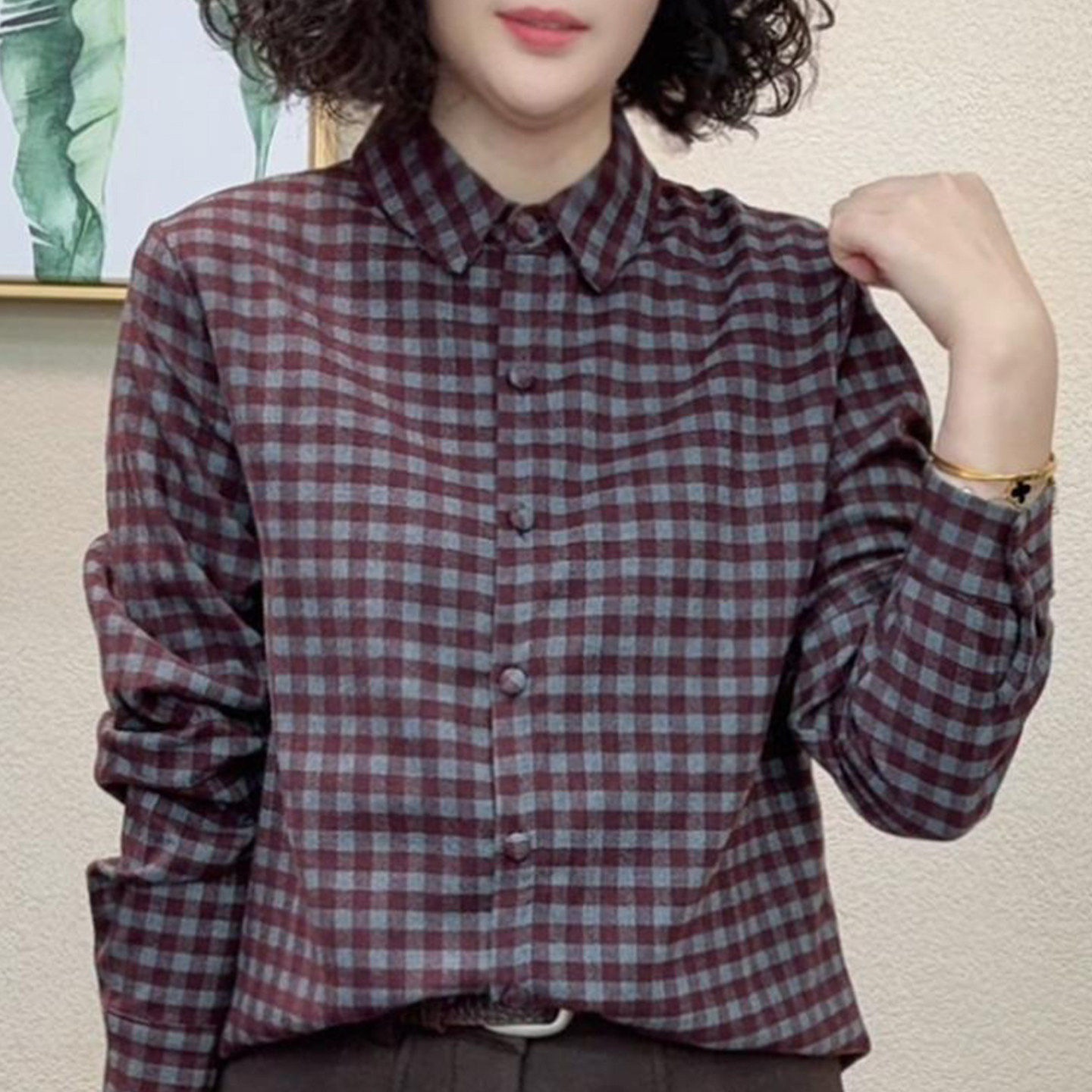 中年妈妈磨毛格纹气质女生衬衫2026春秋新款时尚百搭大尺码翻领上