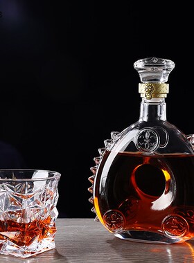 Retro Red Wine Bottle Champagne Glass Whiskey Decanter Wate