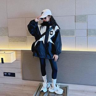 女童外套秋冬款2023新款儿童冬季三合一可拆卸大童加绒冬装冲锋衣