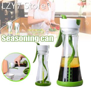 Salad Dressing Container with Easy Pour and Spill Resistant