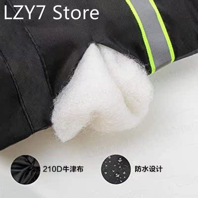 Outdoor Faucet Covers with Reflective Strips Protect Faucets